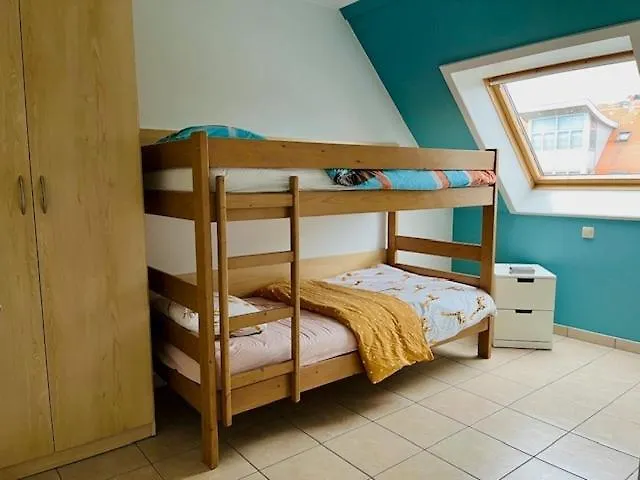 アパート Zalig Ruim Op 100m Het ニーウポールト